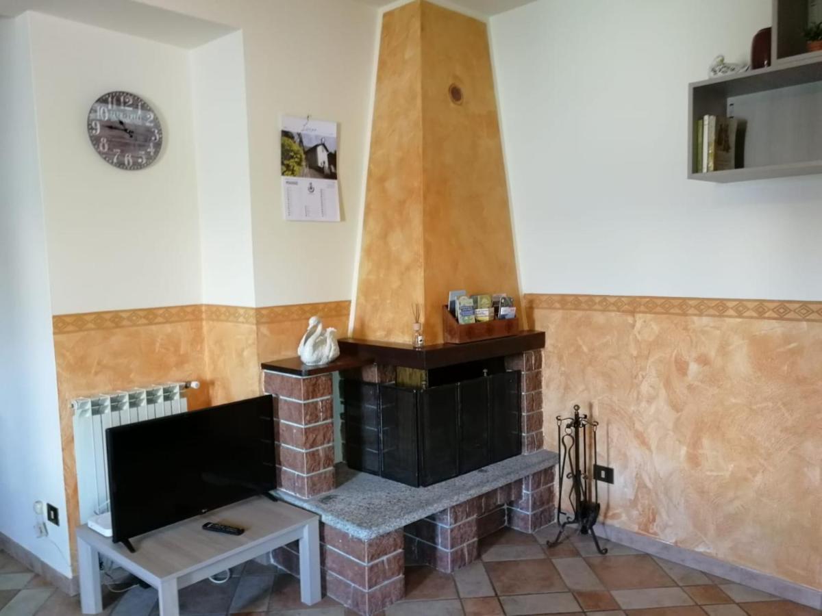 L'Antico Borgo, Un Mix Di Storia E Romanticismo Villa Lierna Eksteriør billede